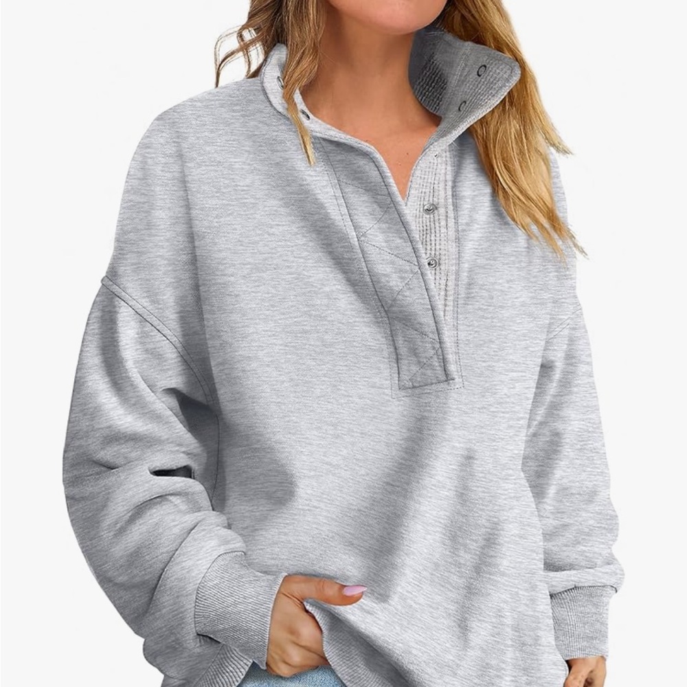 Nwt Oversized Snap Button Pullover - image 1